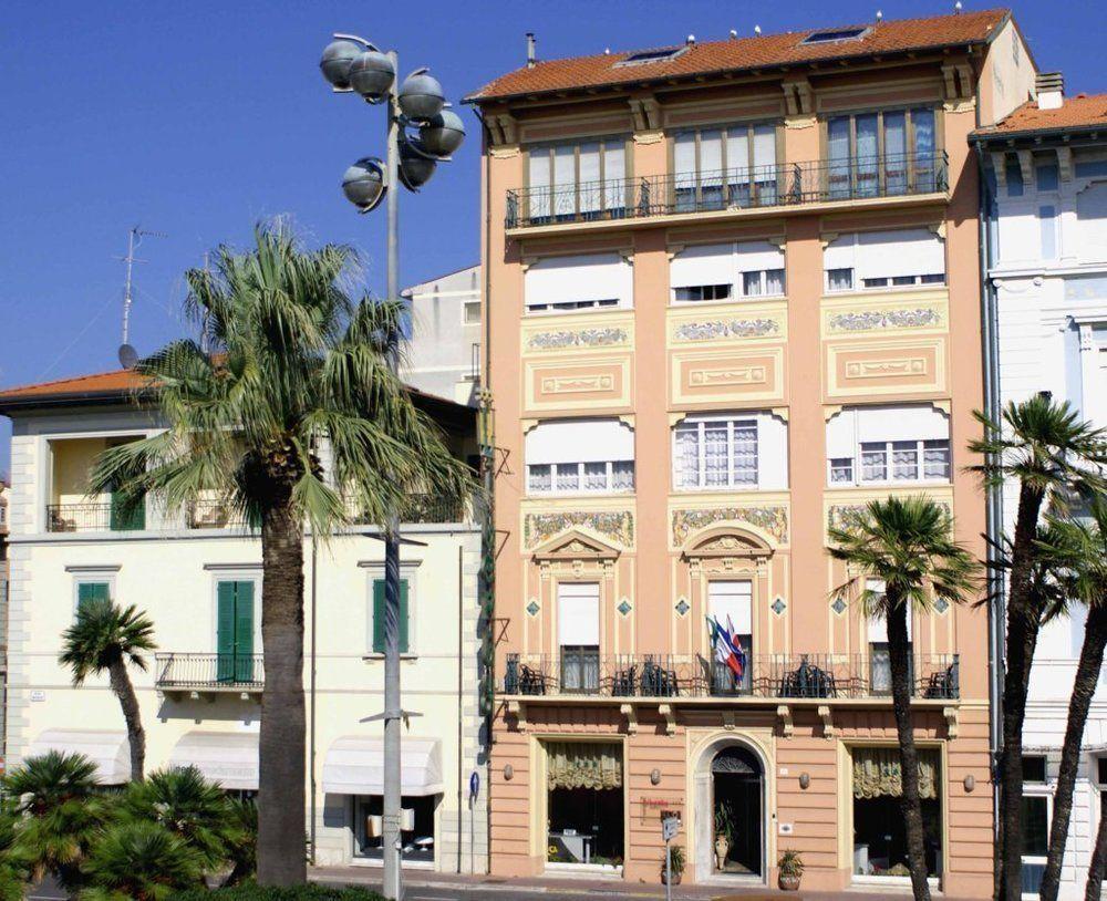 Hotel Liberty Viareggio Eksteriør bilde