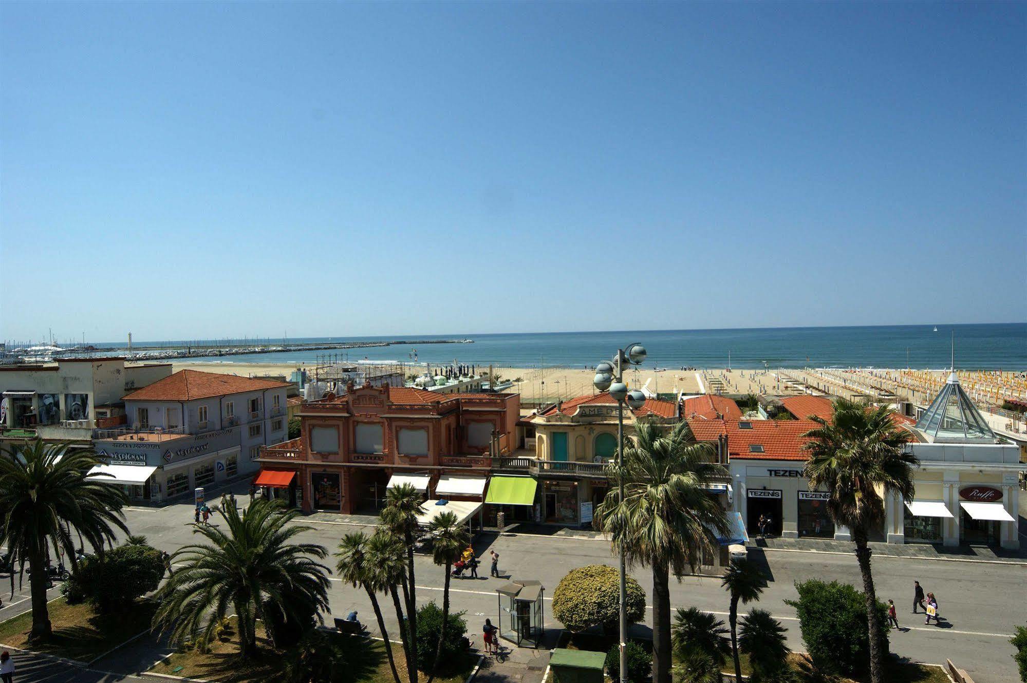 Hotel Liberty Viareggio Eksteriør bilde