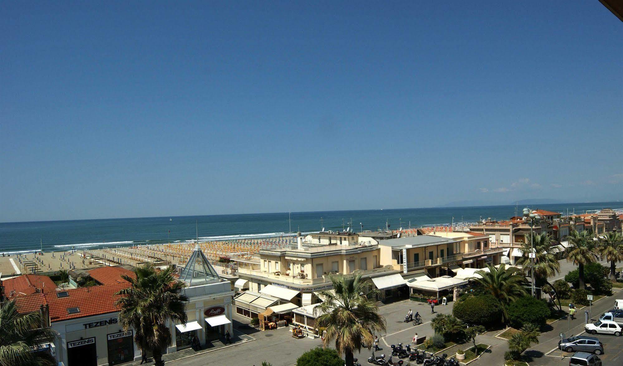 Hotel Liberty Viareggio Eksteriør bilde